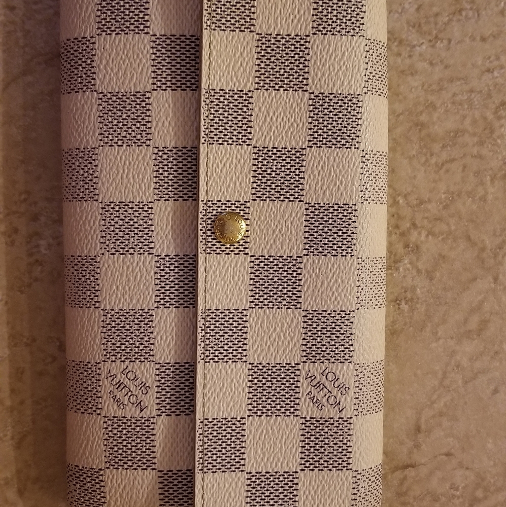 Authentic Louis Vuitton wallet